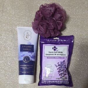 Bath & Body Works Lavender Vanilla Body Wash Set with Purple Loofah